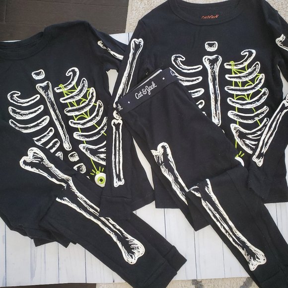 worn once PHOTO OPP! CAT & JACK skeleton halloween pj (I have 2) 10 unisex - Picture 2 of 2